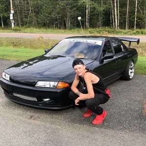 Meet your Posher, James